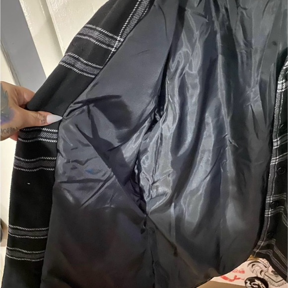 Broken Promises oversized coat - Picture 6 of 6